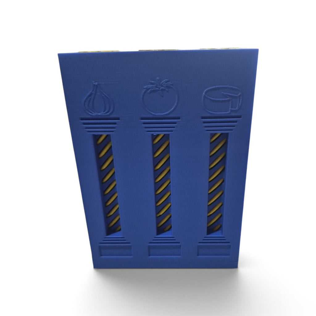 Caixa de massas azul com três nichos de janela mostrando os fusilli