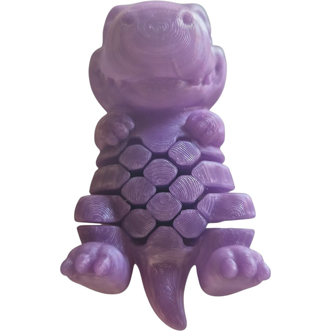 Dino Sense de frente, em pé nas duas patas, com o corpo em placas articuladas